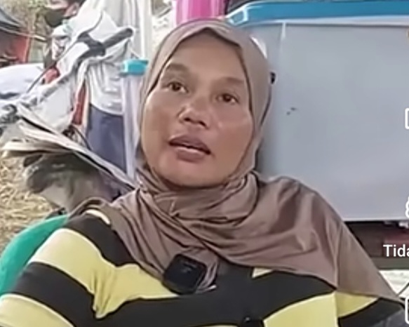 Pedagang sapi kurban bernama Ina Wahyuningsih